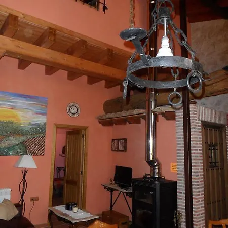 Casa Rural El Lagarcillo * Pardilla